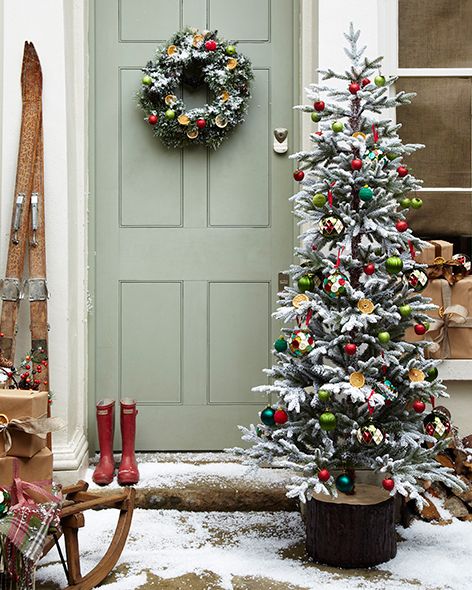 Winter, Christmas decoration, Interior design, Interior design, Christmas ornament, Christmas tree, Home, Holiday, Door, Christmas, 