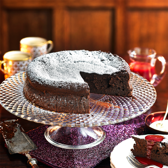 Food, Chocolate cake, Cake, Cuisine, Dish, Dessert, Flourless chocolate cake, Baked goods, Baking, Ingredient, 