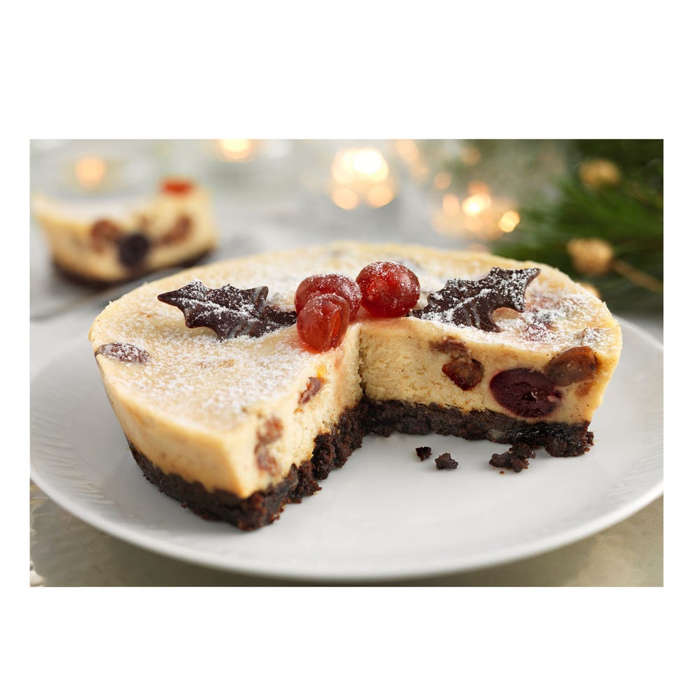 Food, Cuisine, Finger food, Ingredient, Sweetness, Dessert, Baked goods, Dish, Recipe, Plate, 