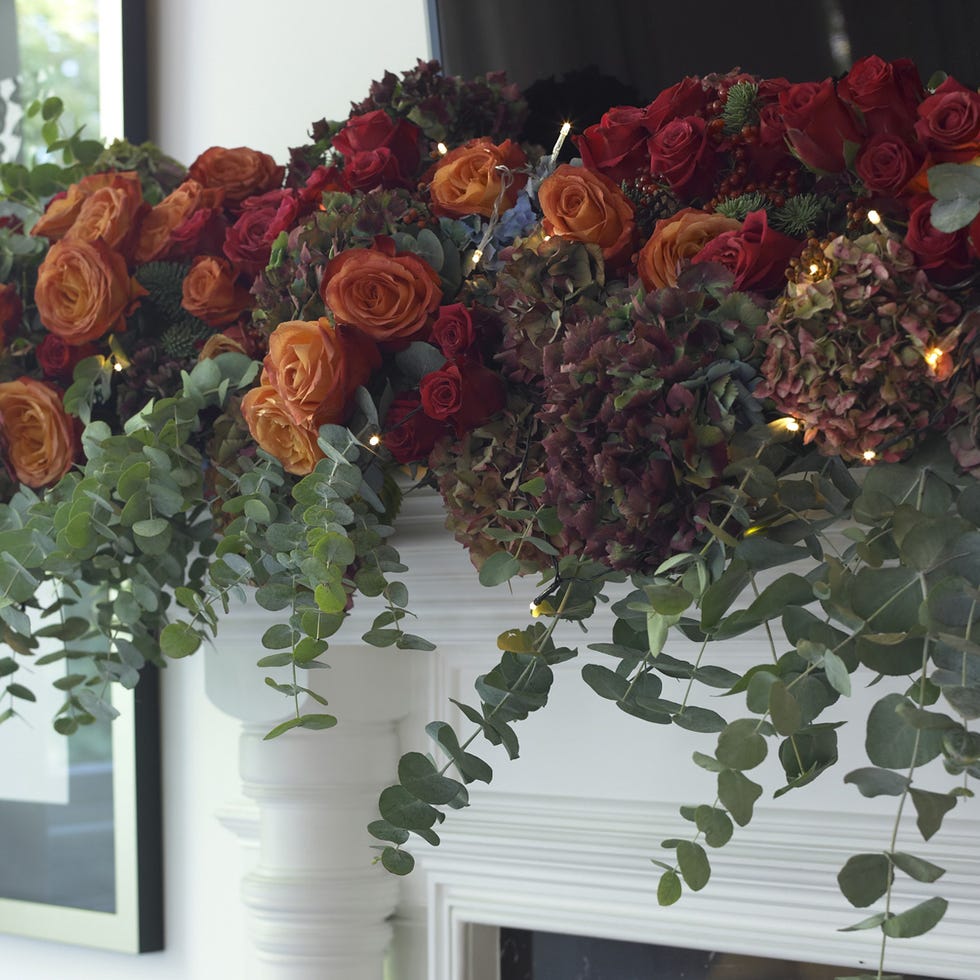 Petal, Flower, Bouquet, Cut flowers, Floristry, Flowering plant, Flower Arranging, Rose family, Rose order, Floral design, 