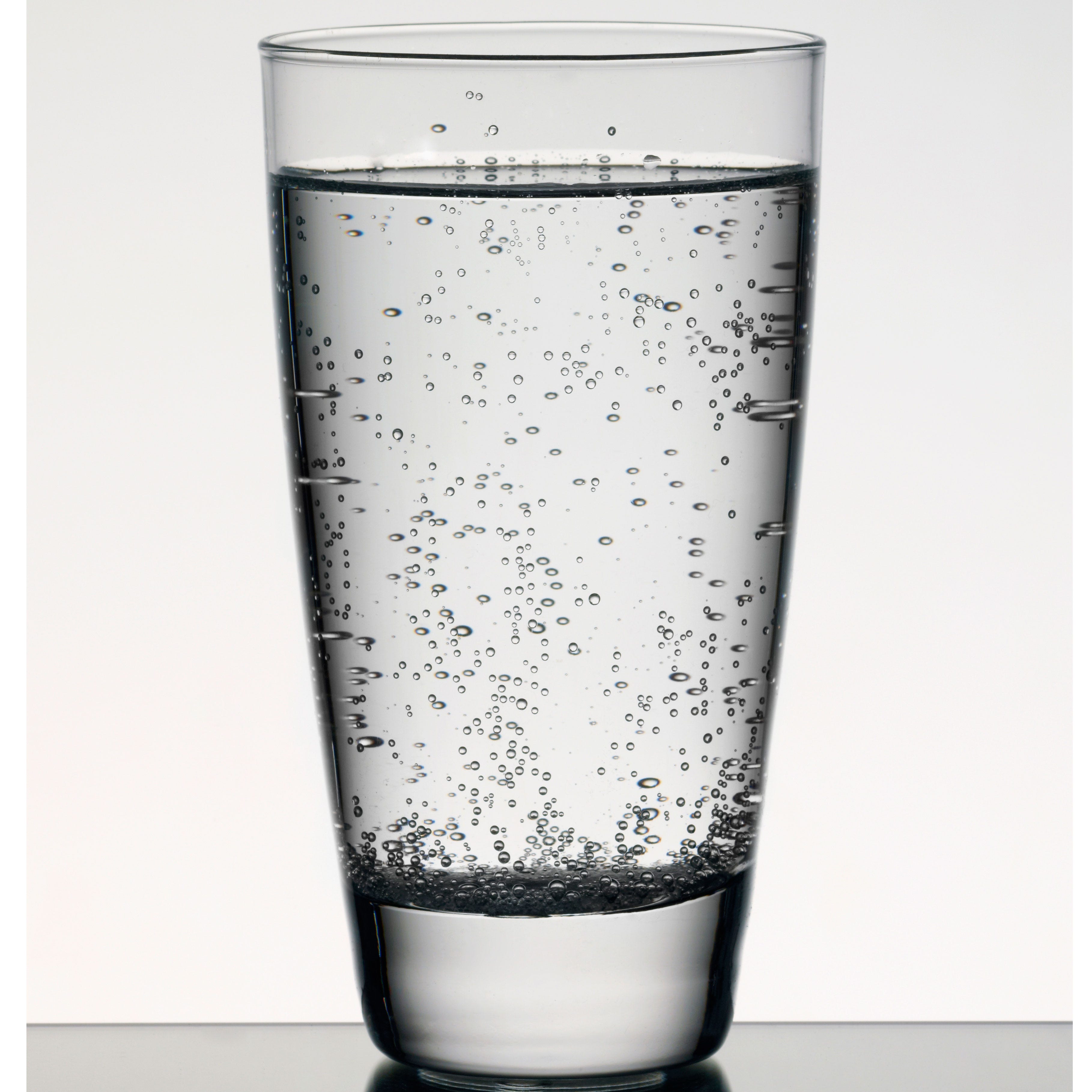 Liquid, Drinkware, Glass, Fluid, White, Barware, Transparent material, Monochrome photography, Black-and-white, Highball glass, 