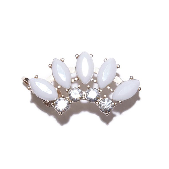 Brooch, Fashion accessory, Natural material, Bridal accessory, Lavender, Body jewelry, Gemstone, Silver, Pearl, Still life photography, 