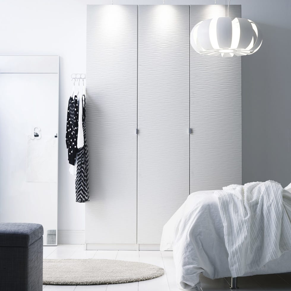 Room, Lighting, Floor, Interior design, Wall, Light fixture, Flooring, Door, Ceiling, Ceiling fixture, 