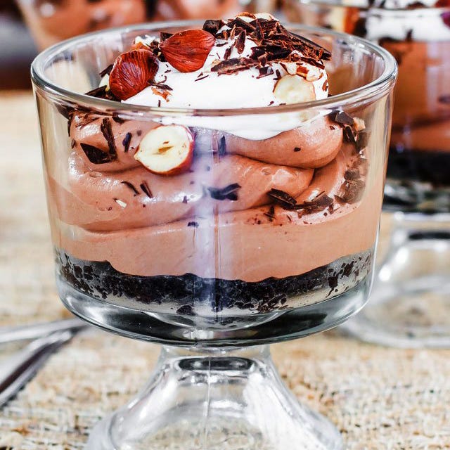 Food, Glass, Ingredient, Liquid, Cuisine, Tableware, Dessert, Frozen dessert, Recipe, Dairy, 