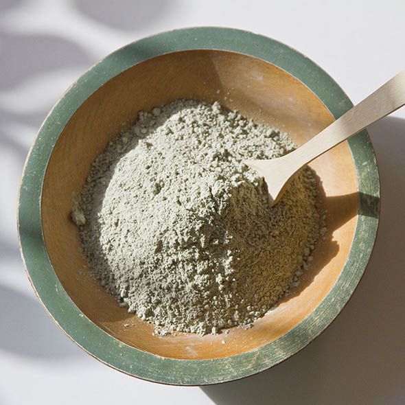 Ingredient, Powder, Flour, Circle, Spice, Serveware, Kitchen utensil, Thickening agent, Gofio, Seasoning, 