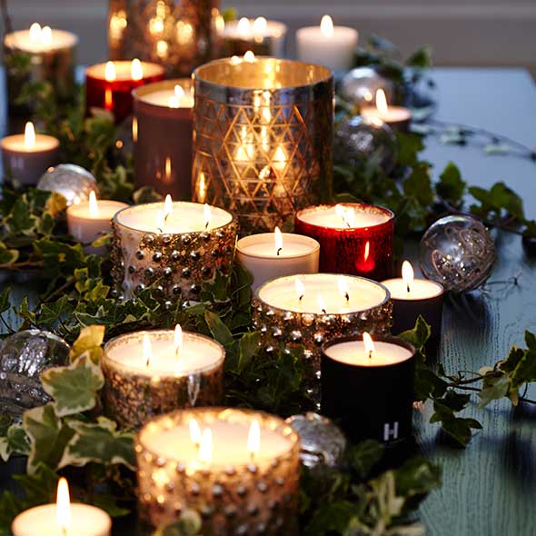 Lighting, Wax, Candle, Flame, Interior design, Fire, Candle holder, Home accessories, Cylinder, Holiday, 