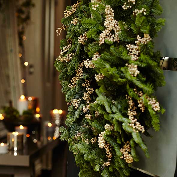 Artificial flower, Cut flowers, Floristry, Floral design, Natural material, Flower Arranging, Still life photography, 