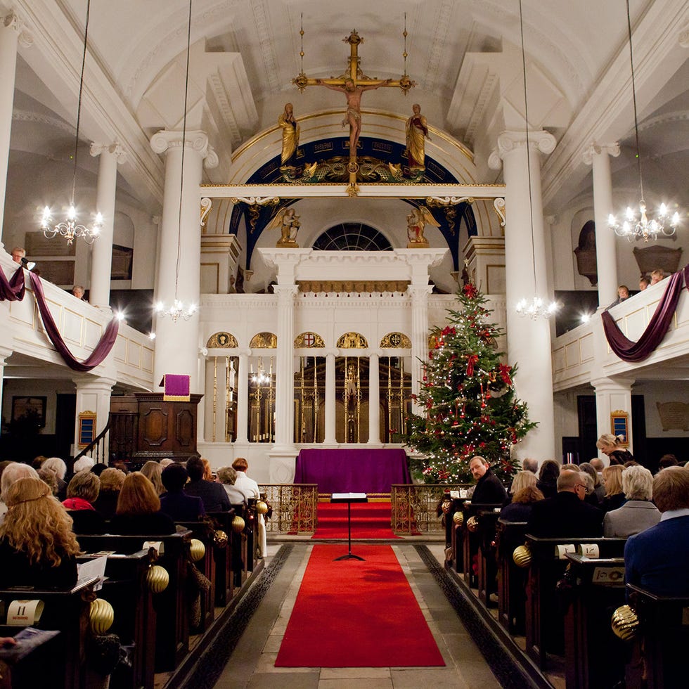 Lighting, Interior design, Event, Hall, Ceiling, Church, Light fixture, Religious institute, Decoration, Chapel, 