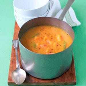 Serveware, Food, Dishware, Fluid, Ingredient, Liquid, Tableware, Orange, Kitchen utensil, Dish, 