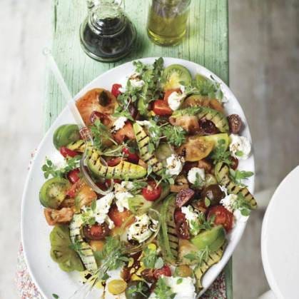 Food, Cuisine, Dishware, Serveware, Vegetable, Leaf vegetable, Salad, Tableware, Dish, Plate, 