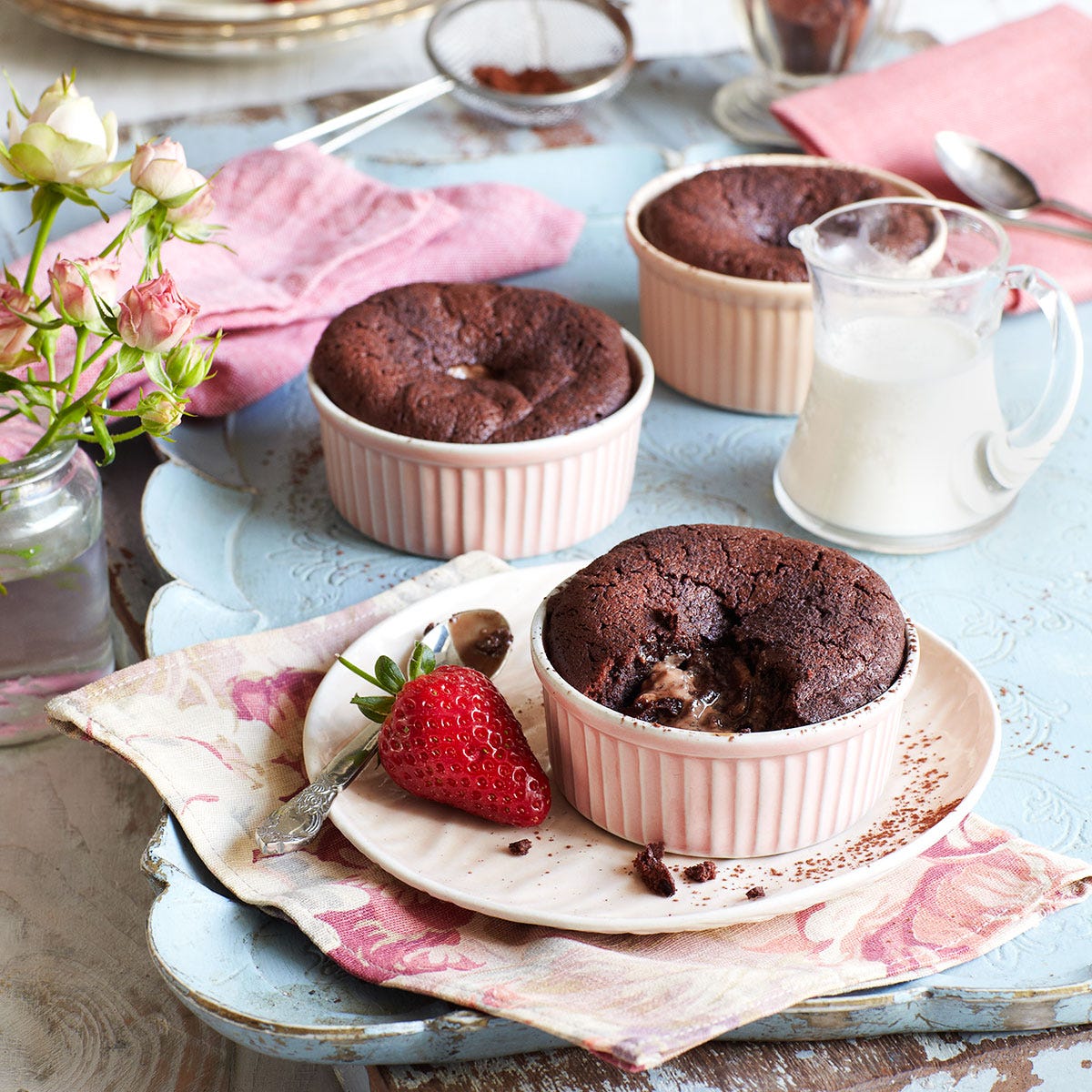 Serveware, Food, Dishware, Cuisine, Sweetness, Dish, Tableware, Ingredient, Dessert, Recipe, 