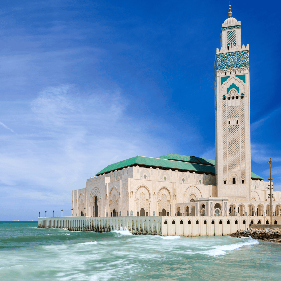 Architecture, Water, Landmark, Ocean, Tower, Wave, Sea, Aqua, Spire, Steeple, 