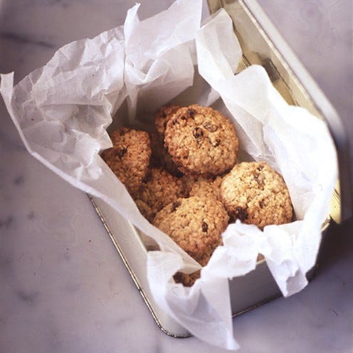 Finger food, Food, Cuisine, Baked goods, Dessert, Dish, Ingredient, Recipe, Snack, Gluten, 