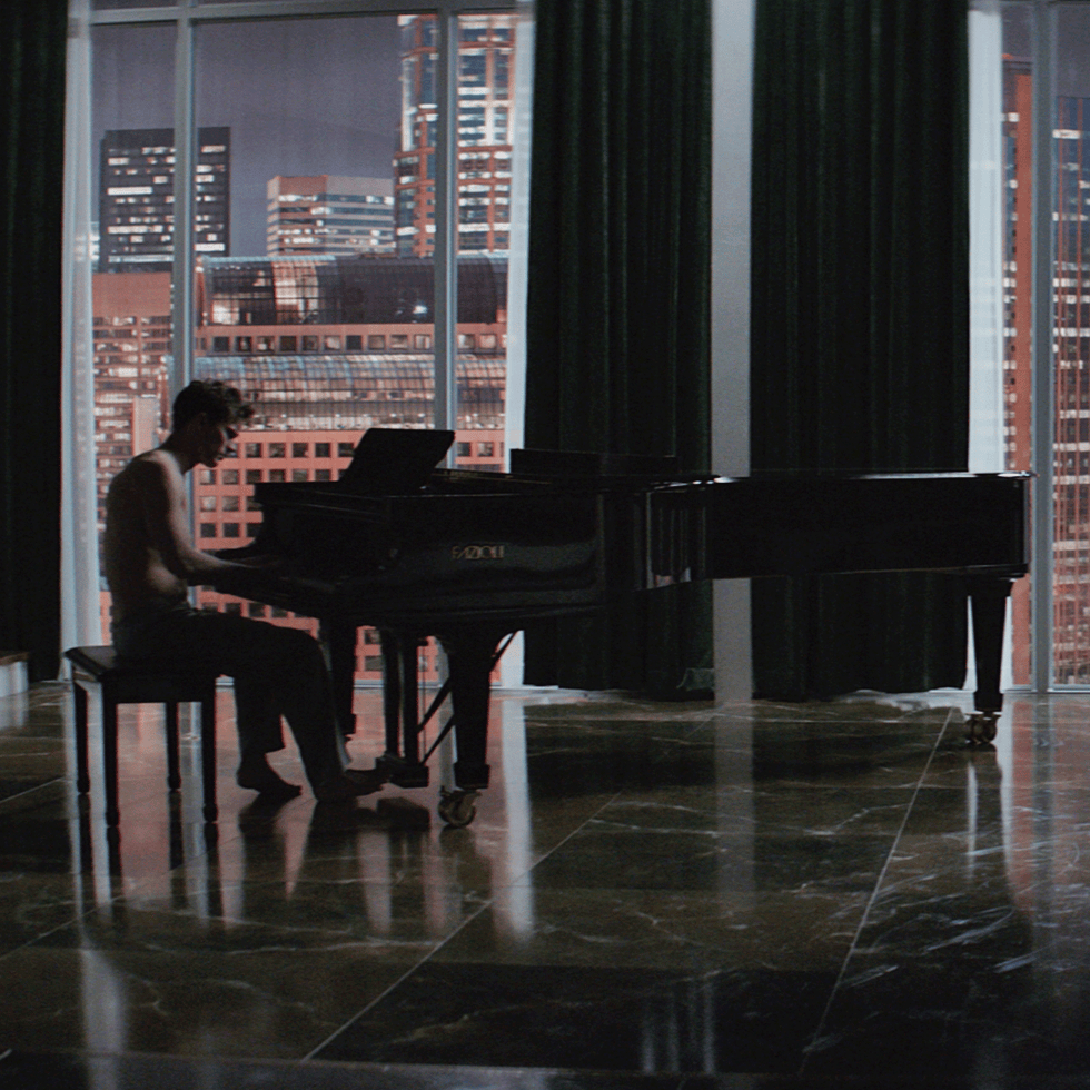 Musical instrument, Pianist, Musician, Keyboard, Human body, Artist, Musical instrument accessory, Recital, Piano, Jazz pianist, 