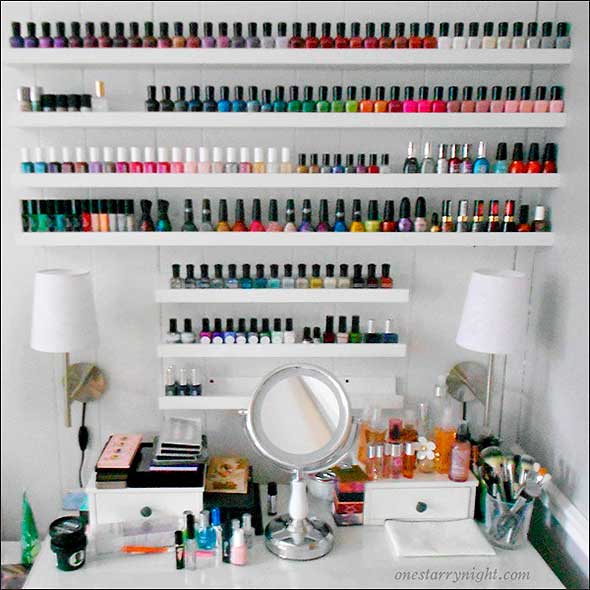 Liquid, Shelving, Small appliance, Shelf, Kitchen, Home appliance, Bottle, Kitchen appliance accessory, Countertop, Blender, 
