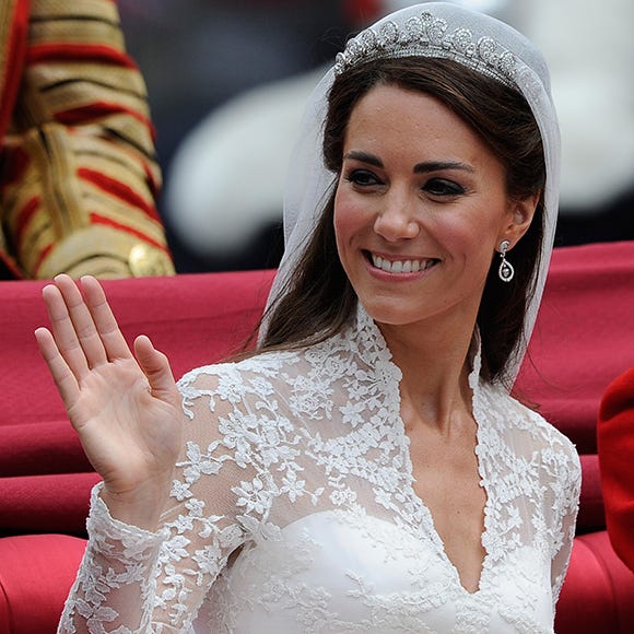Clothing, Smile, Skin, Eyebrow, Textile, Happy, Wedding dress, Facial expression, Headgear, Headpiece, 