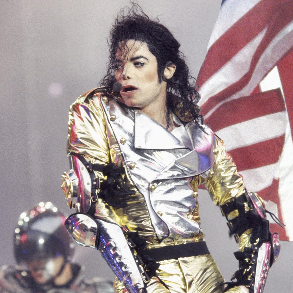 Flag, Flag of the united states, Costume design, Costume, Fashion design, Makeover, Acting, Silk, Model, Fashion model, 