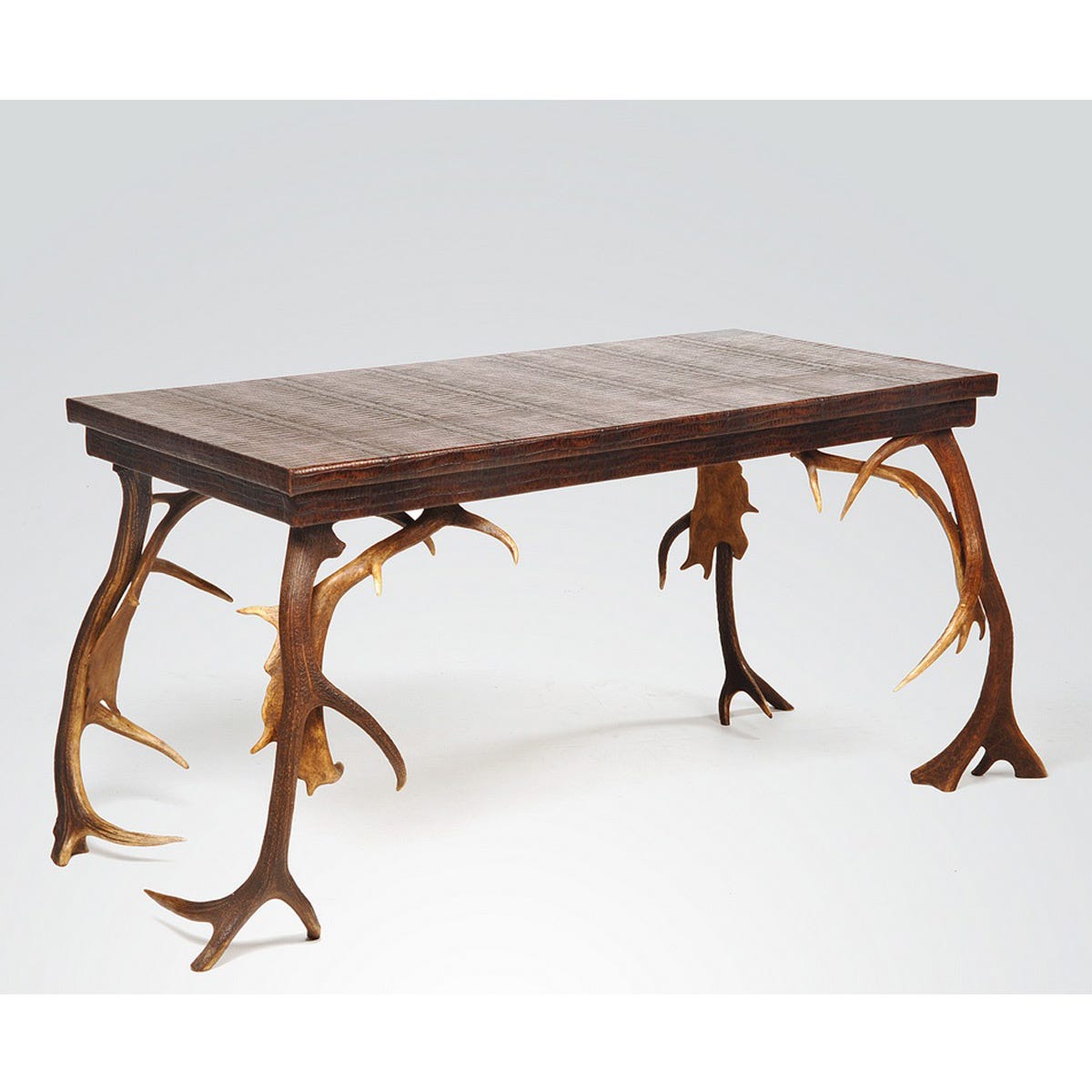 Wood, Brown, Table, Furniture, Wood stain, Hardwood, Coffee table, Rectangle, Tan, Outdoor furniture, 