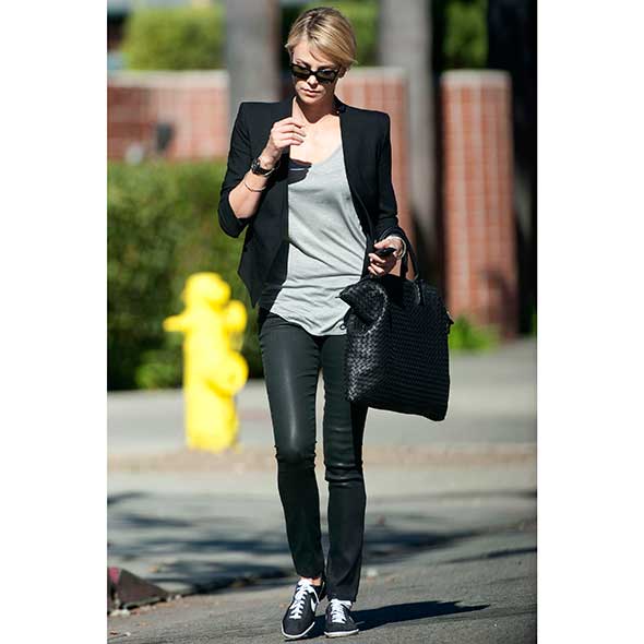 Clothing, Bag, Outerwear, Fashion accessory, Style, Street fashion, Sunglasses, Blazer, Luggage and bags, Fashion, 