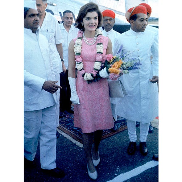 Human body, Hat, Turban, Ceremony, Sun hat, Dastar, Tradition, Bouquet, One-piece garment, 