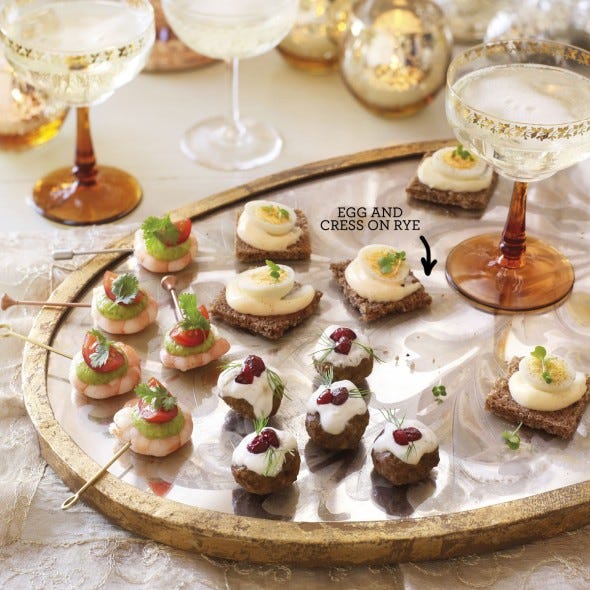 Serveware, Cuisine, Food, Finger food, Dishware, Stemware, Glass, Dish, Drinkware, Ingredient, 