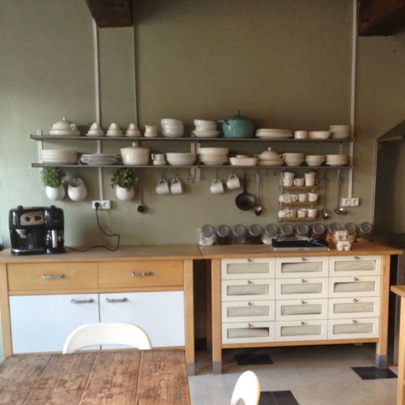 Wood, Room, Drawer, Furniture, Cabinetry, Shelving, Shelf, Cupboard, Interior design, Serveware, 