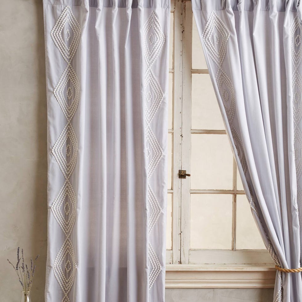 Interior design, Textile, Window treatment, Window covering, Beige, Curtain, 
