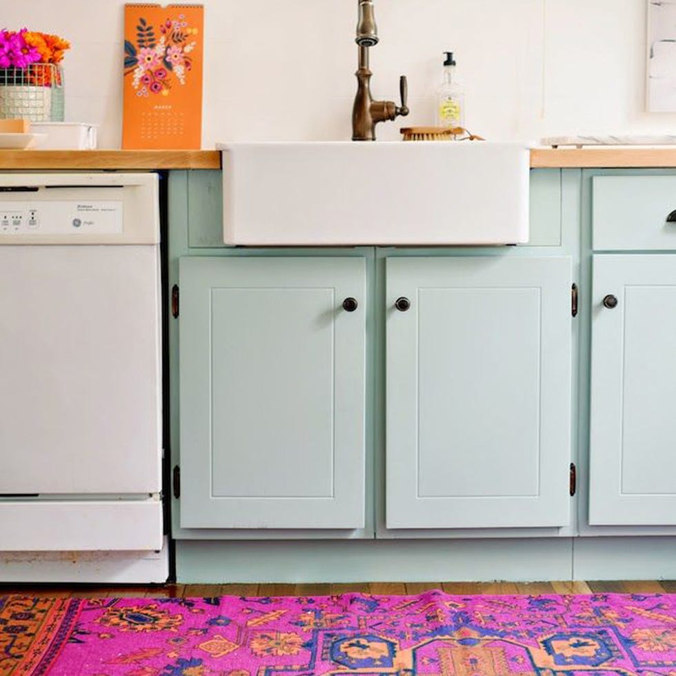 Room, Floor, White, Flooring, Purple, Cabinetry, Drawer, Major appliance, Plumbing fixture, Tap, 