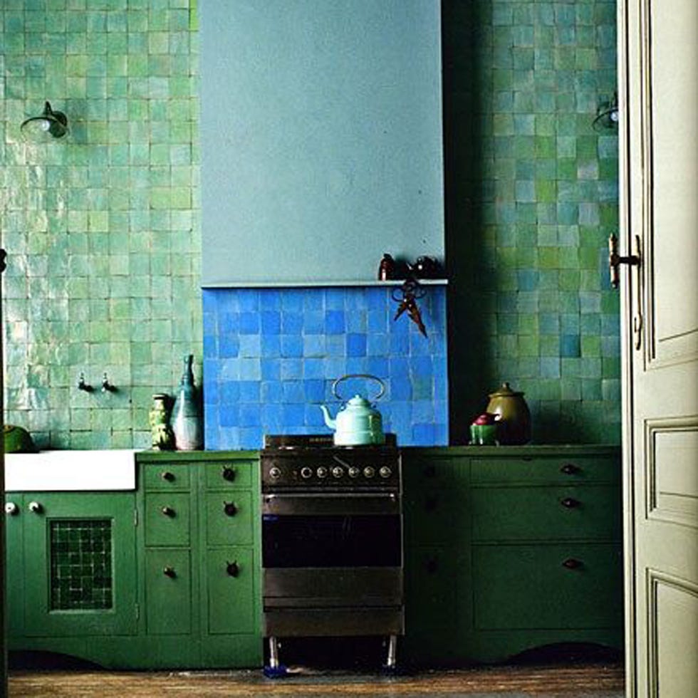 Blue, Room, Drawer, Wall, Interior design, Floor, Teal, Cabinetry, Turquoise, Fixture, 