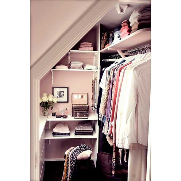 Room, Interior design, Clothes hanger, Shelving, Shelf, Closet, Home, Molding, Stool, Home accessories, 