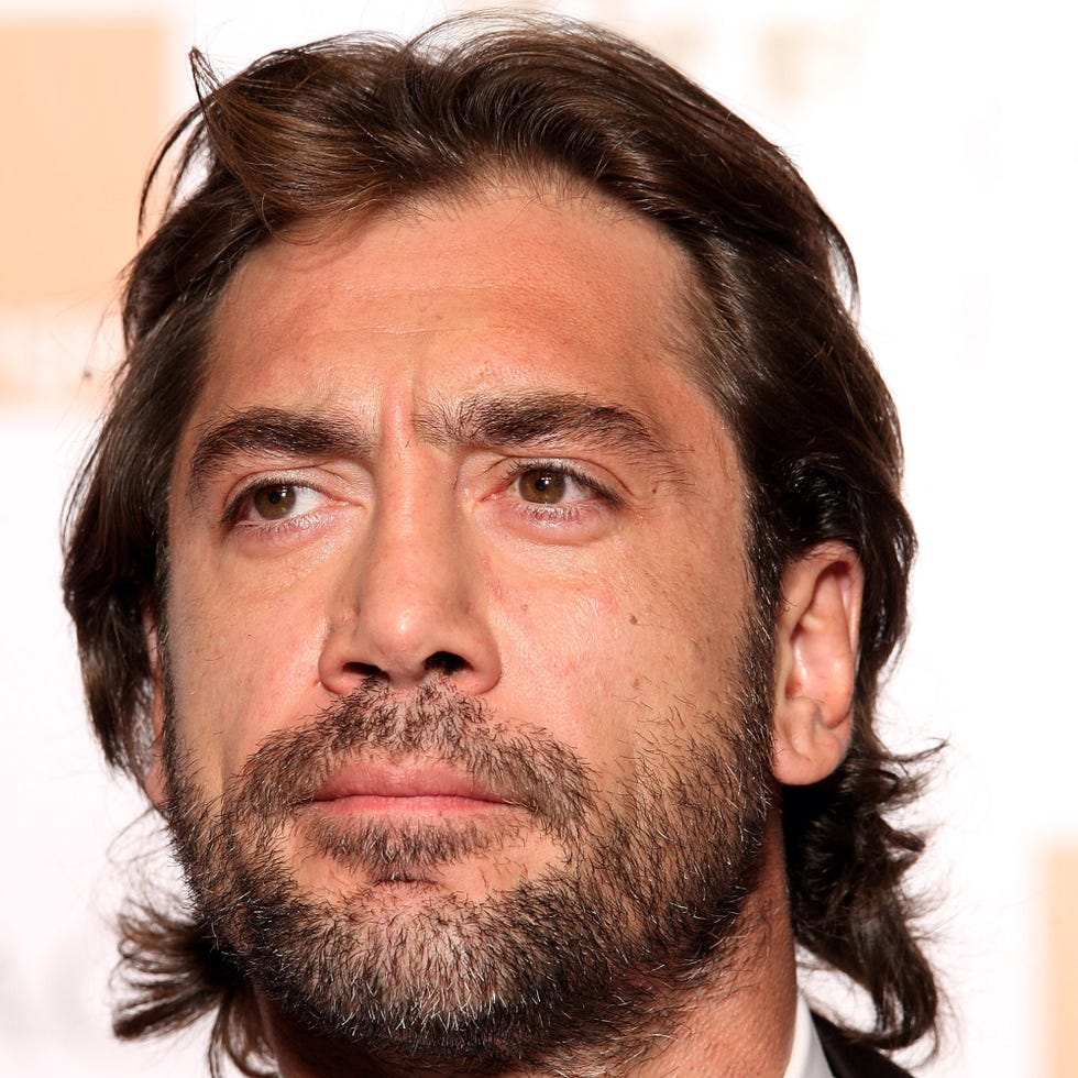 Hair, Face, Facial hair, Ear, Nose, Lip, Cheek, Mouth, Hairstyle, Eye, 