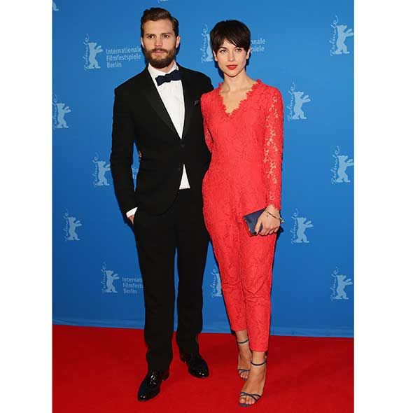 Clothing, Trousers, Coat, Collar, Shirt, Red, Outerwear, Flooring, Formal wear, Suit, 