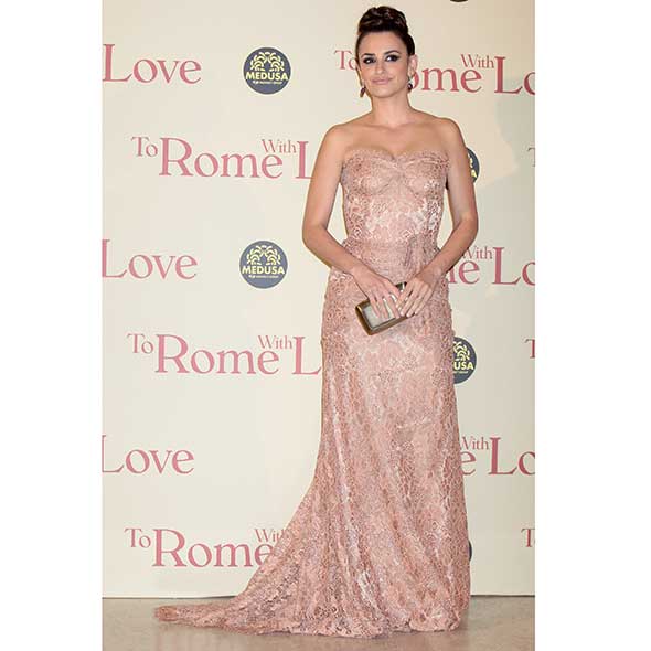 Clothing, Human, Shoulder, Dress, Style, Waist, Formal wear, One-piece garment, Flooring, Gown, 