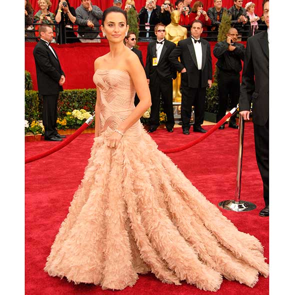Clothing, Human, Event, Flooring, Dress, Trousers, Coat, Red, Carpet, Suit, 