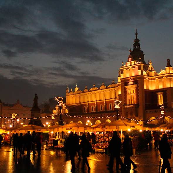 Night, City, Public space, Evening, Tourism, Landmark, Travel, Metropolis, Dusk, Town square, 