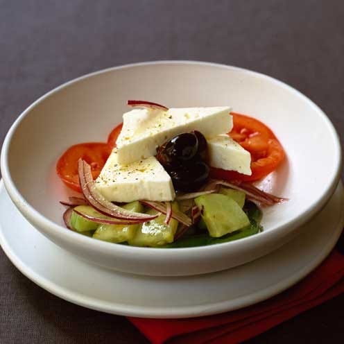 Dishware, Food, Serveware, Salad, Ingredient, Cuisine, Produce, Tableware, Dish, Garnish, 