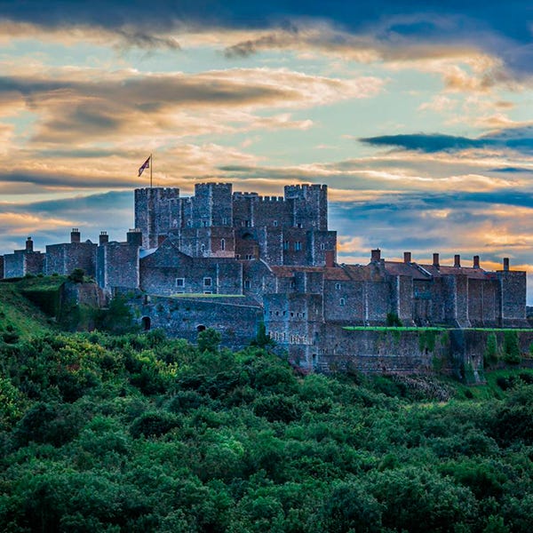 Cloud, Urban area, City, Dusk, Wall, Landmark, Sunset, Colorfulness, Evening, Skyline, Cloud, Urban area, City, Dusk, Wall, Landmark, Sunset, Colorfulness, Evening, Skyline,