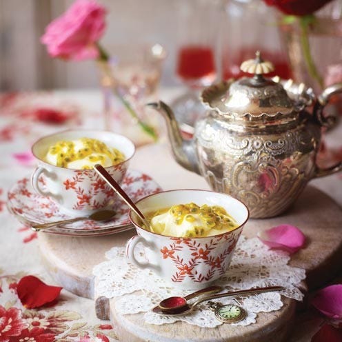 Serveware, Dishware, Porcelain, Drinkware, Tableware, Petal, Spoon, Kitchen utensil, Ceramic, Dish, Serveware, Dishware, Porcelain, Drinkware, Tableware, Petal, Spoon, Kitchen utensil, Ceramic, Dish,