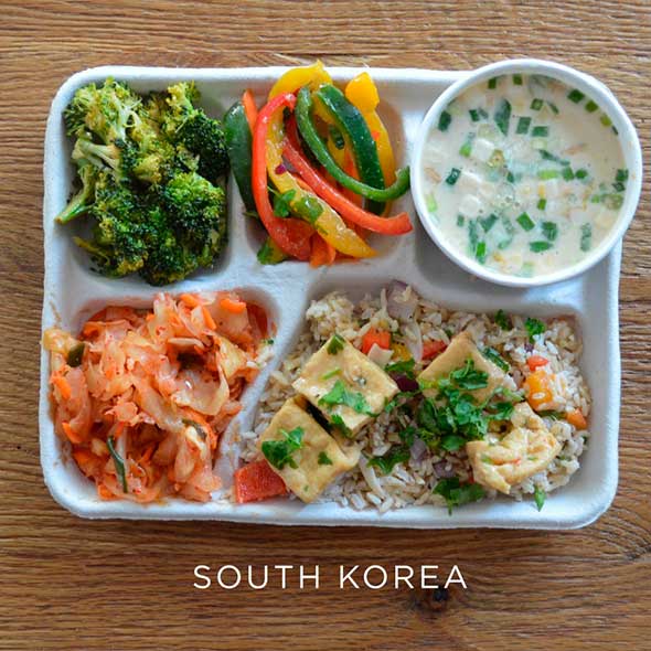 Food, Cuisine, Ingredient, Tableware, Dish, Recipe, Meal, Leaf vegetable, Garnish, Lunch, 