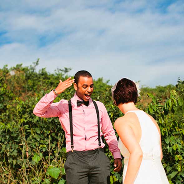 Dress shirt, Shirt, Collar, Photograph, Happy, People in nature, Dress, Sleeveless shirt, Belt, Farm, 