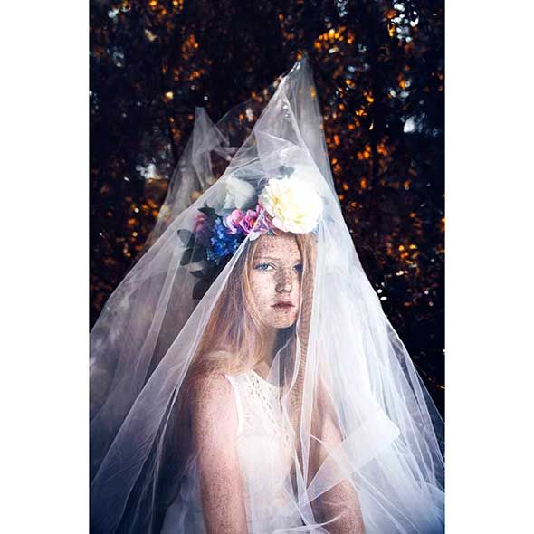 Clothing, Bridal veil, Veil, Hair accessory, Headpiece, Wedding dress, Tradition, Bridal accessory, Bridal clothing, Bride, 