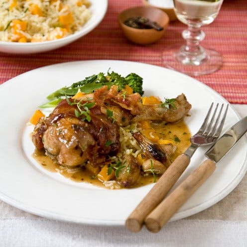 Food, Cuisine, Dishware, Ingredient, Steamed rice, Tableware, Dish, Stemware, Drinkware, Meat, 