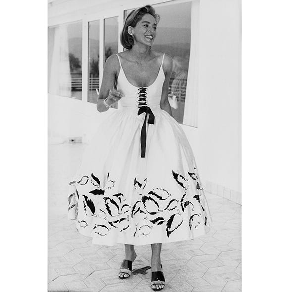 Dress, Sleeve, Textile, Photograph, White, One-piece garment, Formal wear, Style, Pattern, Day dress, 