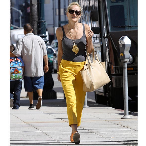 Clothing, Eyewear, Vision care, Glasses, Leg, Trousers, Sunglasses, Bag, Photograph, Outerwear, 