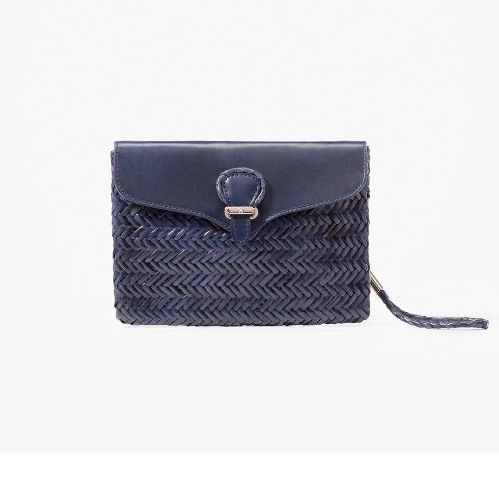 Bag, Costume accessory, Shoulder bag, Zipper, Wallet, Strap, Leather, Pocket, Coin purse, Buckle, 