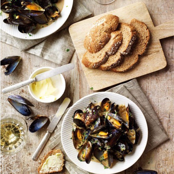 food, cuisine, tableware, ingredient, plate, finger food, dish, kitchen utensil, recipe, bivalve,