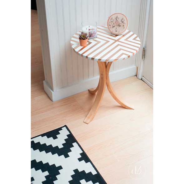 Wood, Floor, Flooring, Hardwood, Wood stain, Home accessories, Beige, End table, Plywood, Rug, 