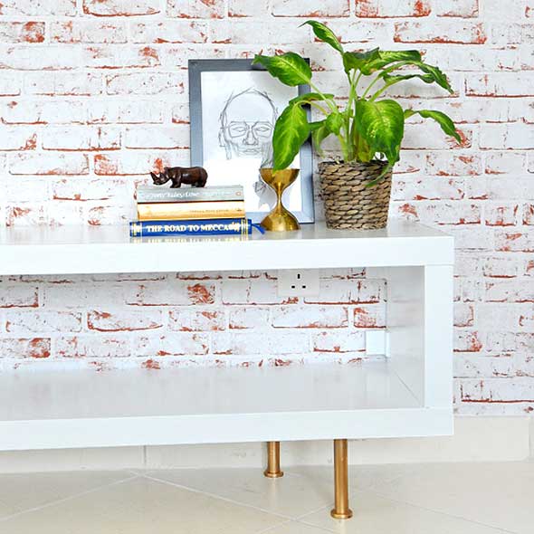 Flowerpot, Wall, Houseplant, Plywood, Brick, Brickwork, Plant stem, Easel, Vase, Herb, 