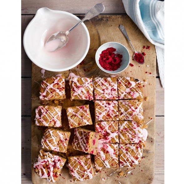 raspberry and cinnamon squares