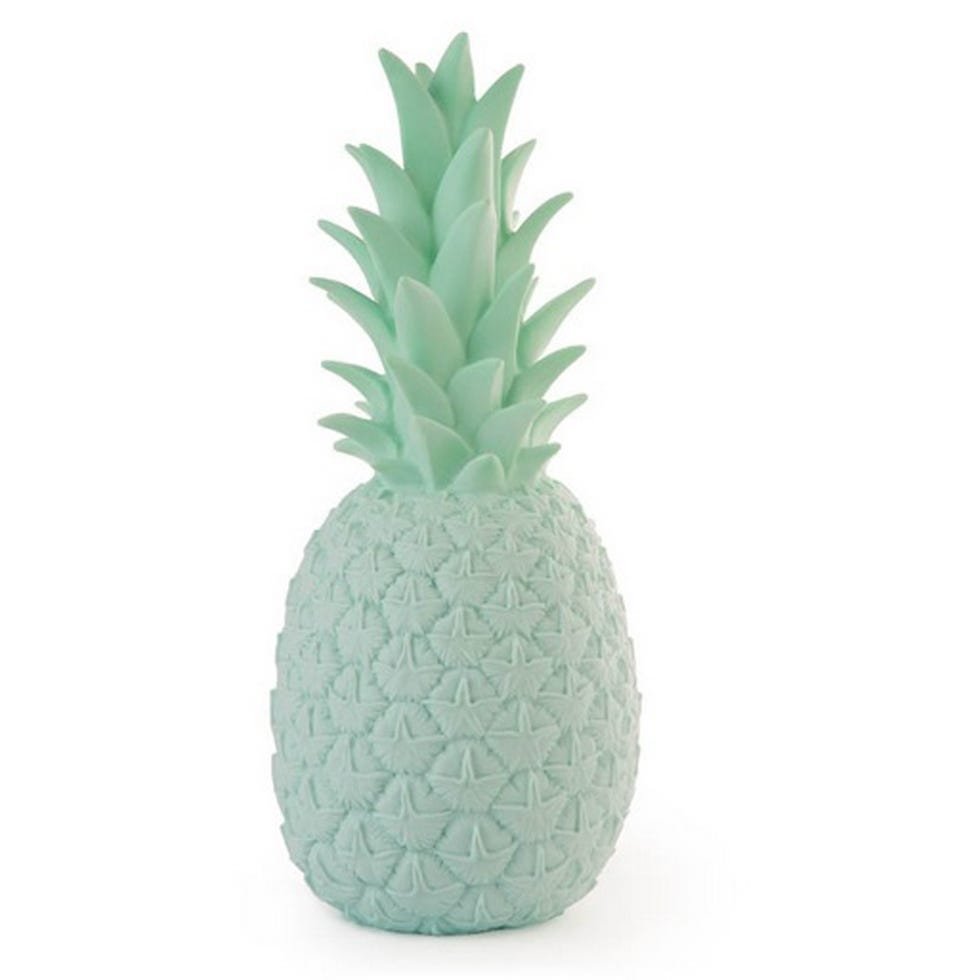 Fruit, Produce, Ananas, Natural foods, Terrestrial plant, Aqua, Pineapple, Circle, Bromeliaceae, Vegan nutrition, 